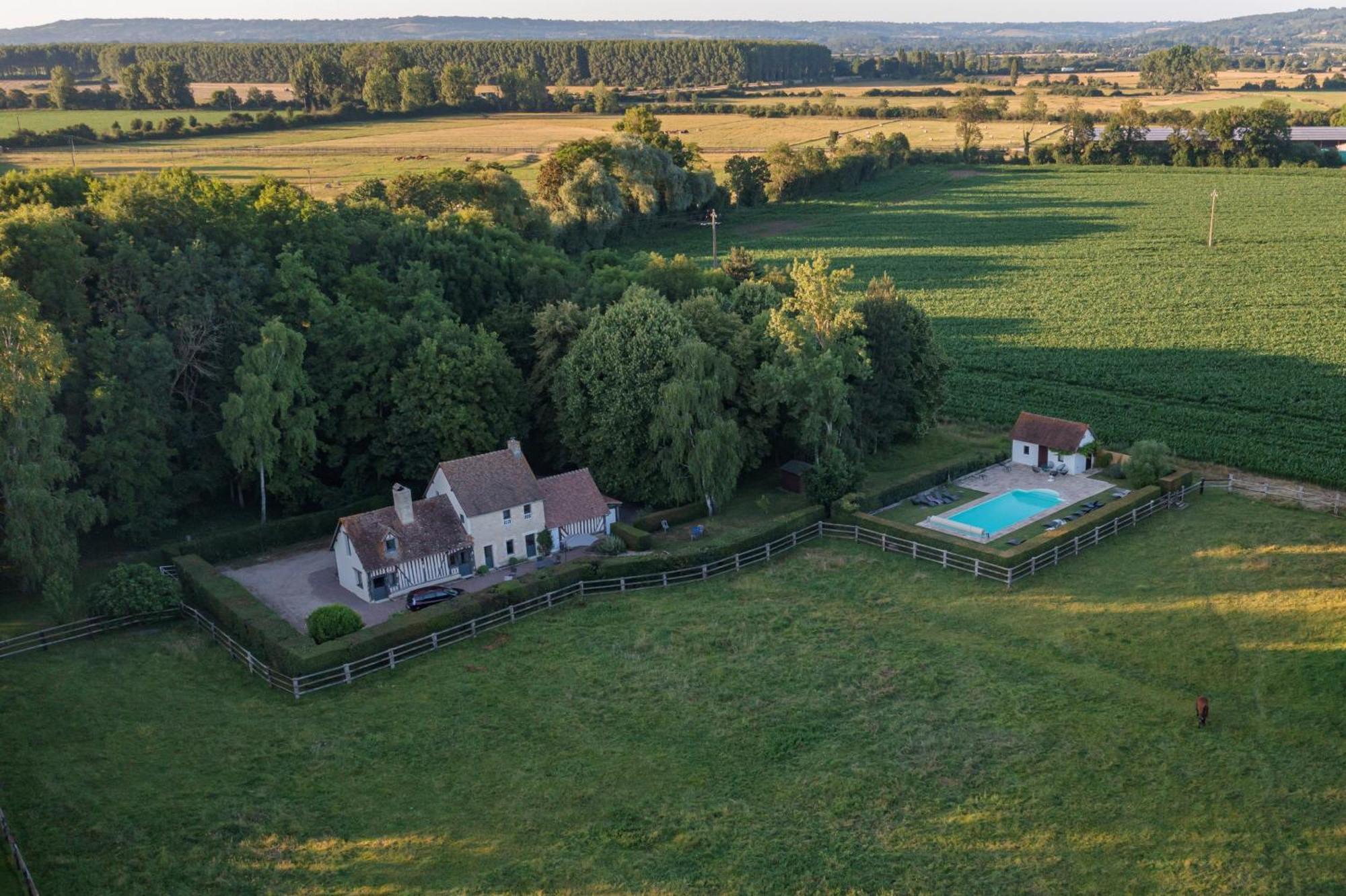 La Maison Corniere Bieville-en-Auge 外观 照片